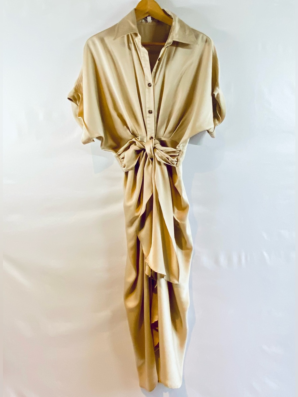 Mabel Gwen Cream Satin Tie-Front Long Sleeve Midi Shirt Dress, Size M - Picture 2 of 12